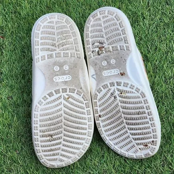 CROCS CLASSIC Tie Dye - Women's Sandals - SIZE 9 - Picture 6 of 7